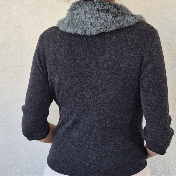 Vtg. Kathy Ireland Wool Blend Faux Shawl collar  Sweater - Picture 9 of 16